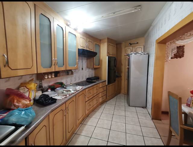 3 BEDROOM HOUSE FOR SALE IN KARLIENPARK
